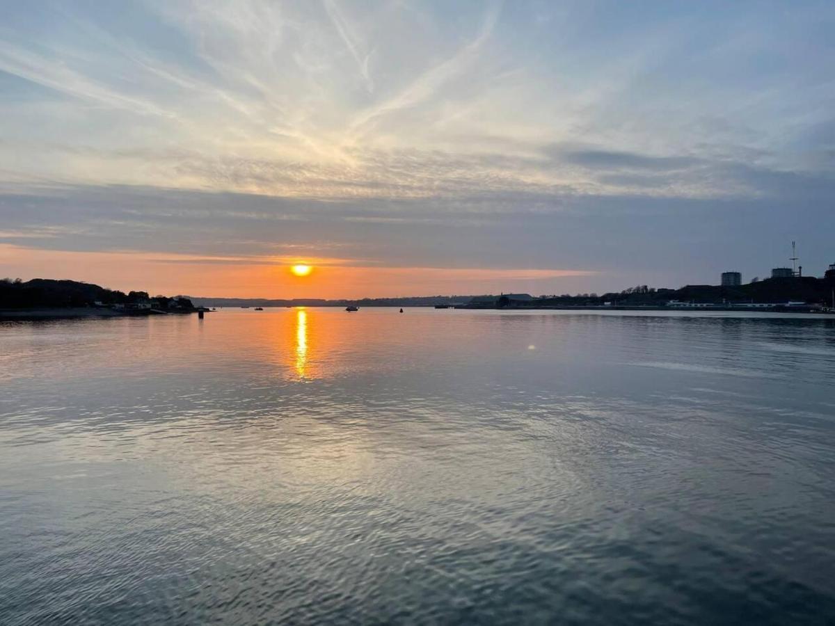 Cozy Coastal Apartment Плімут Екстер'єр фото